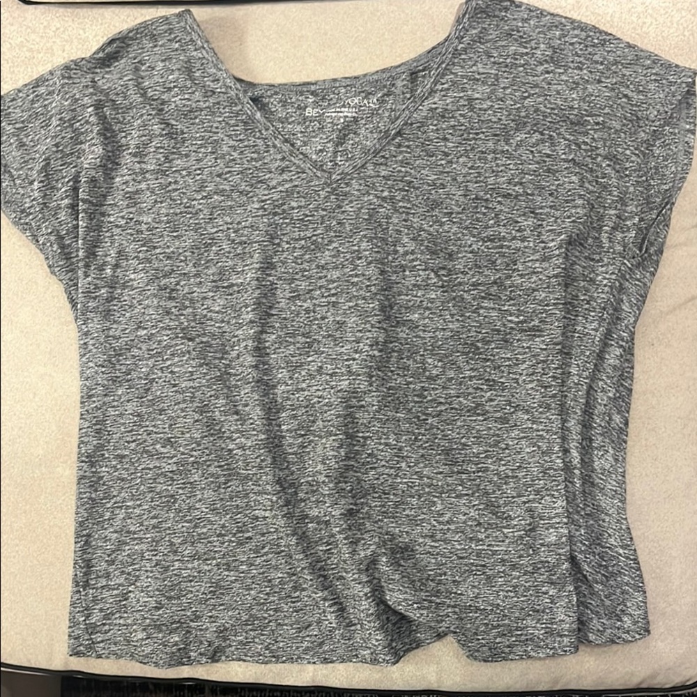 Beyond Yoga ultra soft cropped tee with cute back. Size medium